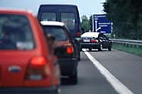 Stau und Rechts&uuml;berholer