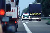 Stau und Rechts&uuml;berholer