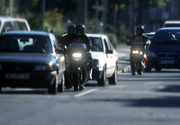 Motorr&auml;der mit Abblendlicht: besser erkennbar