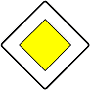 Vorfahrtstra&szlig;e